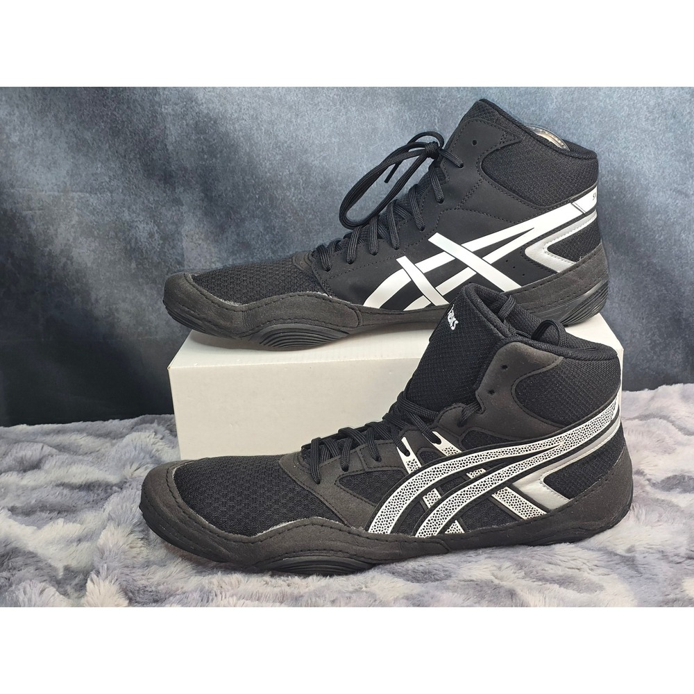 NWOT ASICS Snapdown 4‎ Wrestling Shoes Black White Mid Top Athletic Mens Size 14